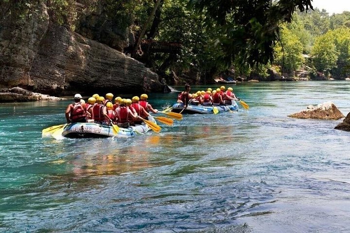 River Rafting & Quad Safari med lunsj og transport fra Alanya