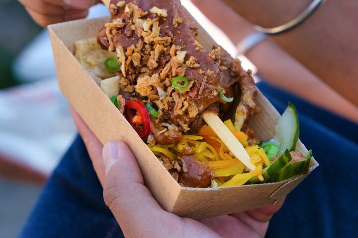 Utrecht Bike & Bite: The Ultimate Local Food Tour with Guide