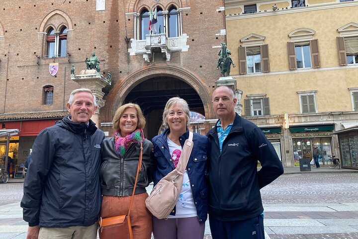 Ferrara Tour af Must-see attraktioner med lokal Top Rated Guide