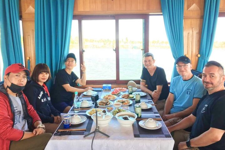 DELUXE Halong Bay Tagestour von Hanoi, täglich betrieben 2026 - 2027