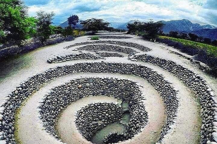 Tour privado por la trilogía de Nazca : Cahuachi, Chauchilla & Acueductos
