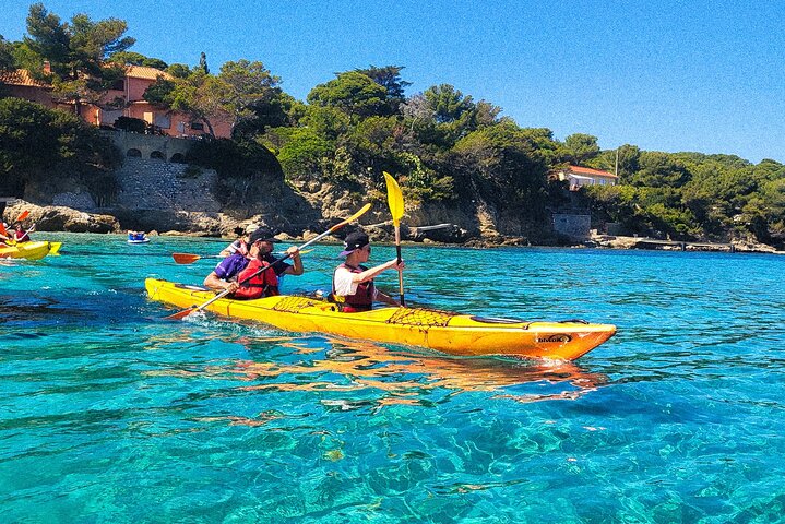 Tour in kayak al Parco Nazionale di Calanques (La Ciotat)