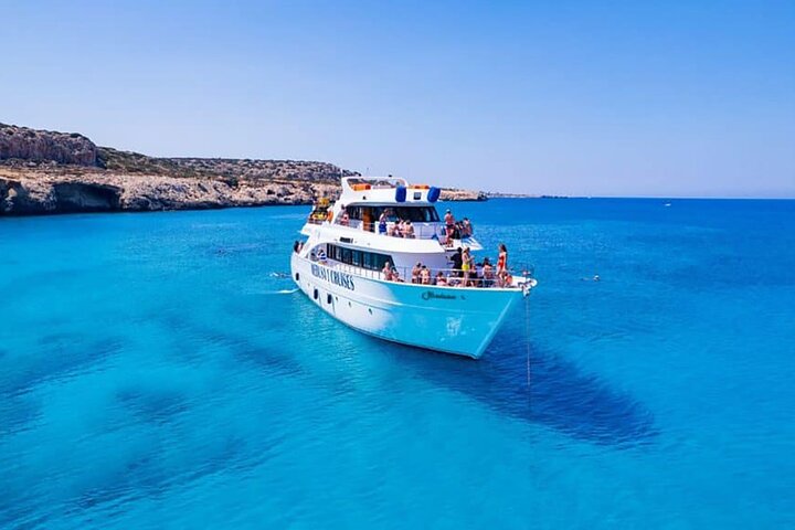 Medusa krydstogter: 4-timers Turtle Chill-Out Cruise / Frokost – Protaras