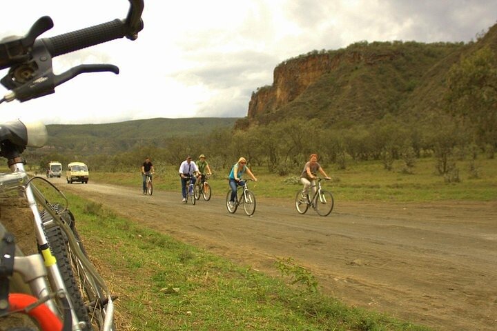 Hell's Gate Cycling Tour & Lake Naivasha Boat Ride from Nairobi