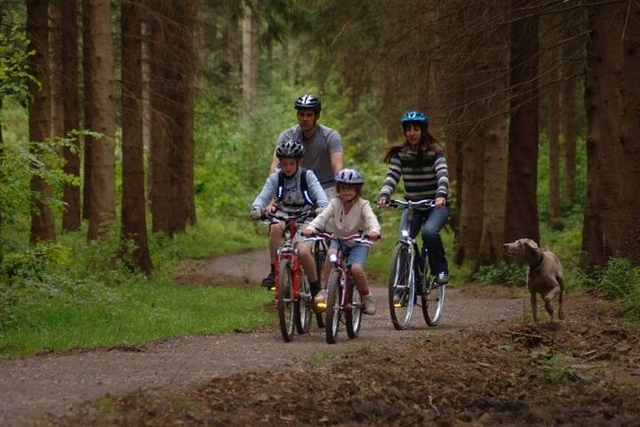 Aventura de Bicicleta em Sheffield - Explore a Cidade ou Paisagens Famosas