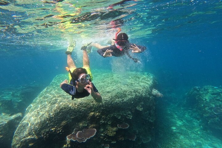 Tour de buceo en la isla de Coral de Tioman y Island Hopping