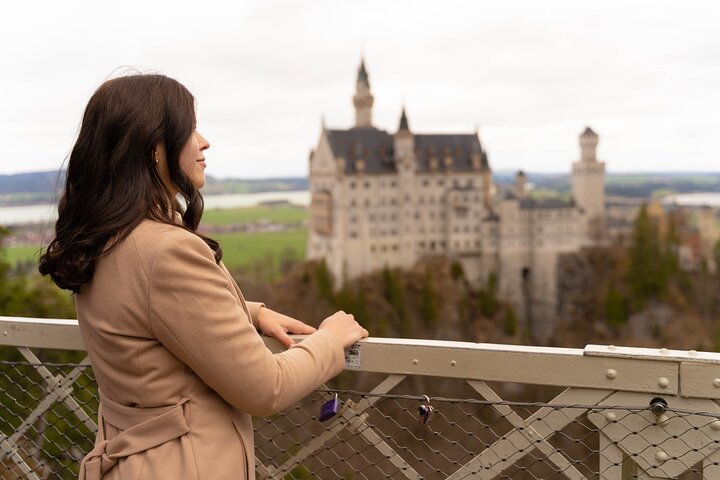 Sesión de fotos de pareja, boda y retratos en el Castillo de Neuschwanstein