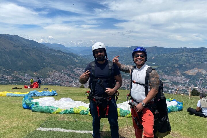Paragliding-tur i Medellín, flyv og få en fantastisk oplevelse