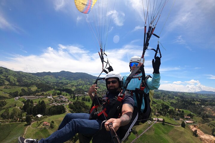 Paragliding-tur i Medellín, flyv og få en fantastisk oplevelse