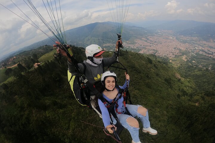 Paragliding-tur i Medellín, flyv og få en fantastisk oplevelse