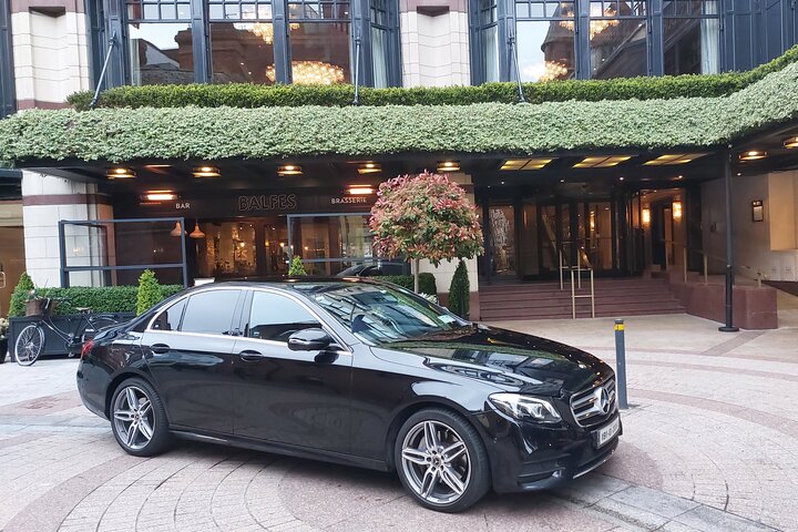 Ballygary House Hotel & Spa naar Dublin Airport Premium Car Service
