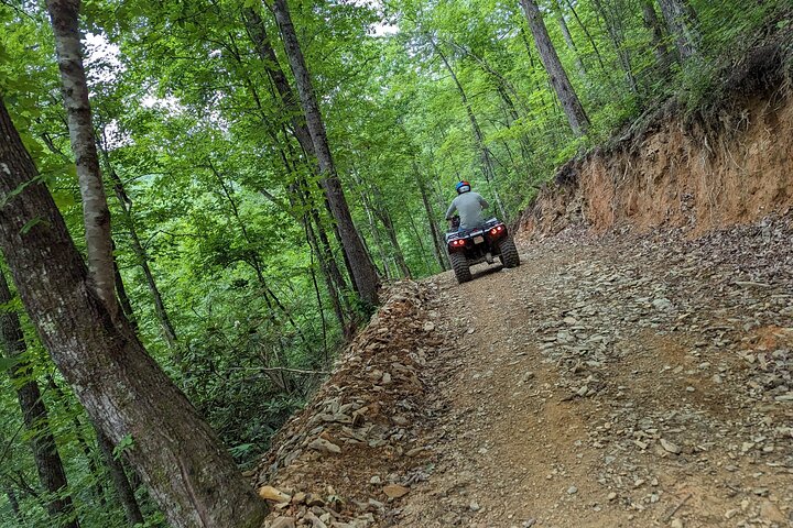 Experiencia guiada en vehículos todo terreno en el este de Tennessee