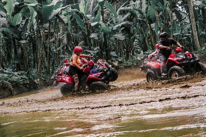 Tour en Quad ATV en Ubud Cueva del Gorila y Almuerzo