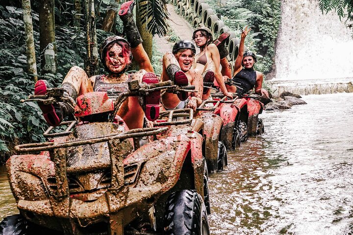 Tour en Quad ATV en Ubud Cueva del Gorila y Almuerzo