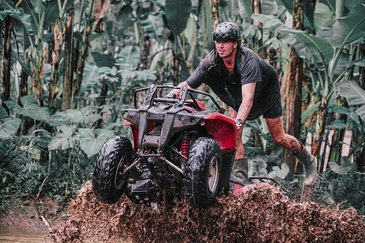 Tour en Quad ATV en Ubud Cueva del Gorila y Almuerzo