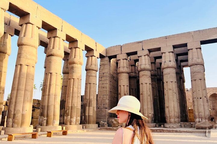 Crociera sul Nilo di 4 giorni da Assuan a Luxor, tra cui Abu Simbel e Mongolfiera