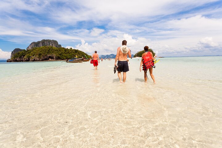 Private Longtail Boat Tour to 4 Islands