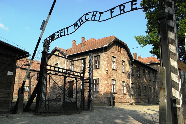 Auschwitz-Birkenau guidad tur med privat transport från Krakow