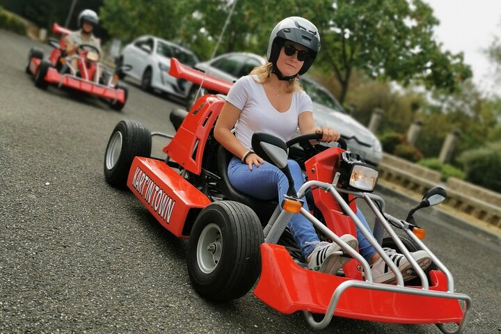 Unico in Francia: guidare i kart su strada in Gironda