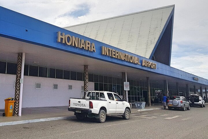 Luchthaventransfers van de internationale luchthaven Honiara naar het hotel