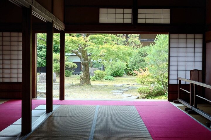 Excursão de 1 dia a Takayama: explore a paisagem de Takayama e Shirakawago