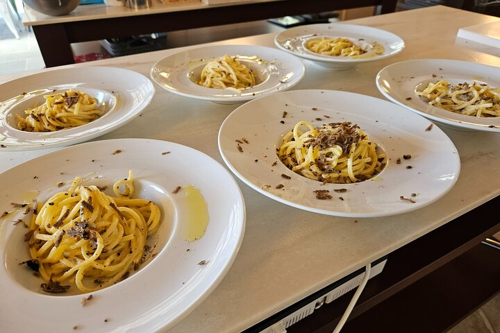 Chianti -Fresh Pasta Making klasse og saucer med frokost eller middag