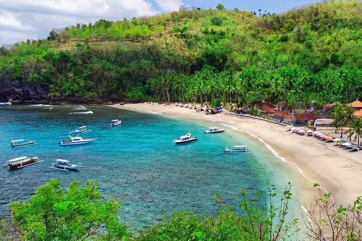 Nusa Penida West Tour + (3 plaatsen snorkelen) Mantaroggen