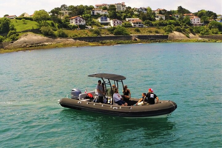 Havtur langs den baskiske kyst, Afgang fra Saint-Jean-de-Luz