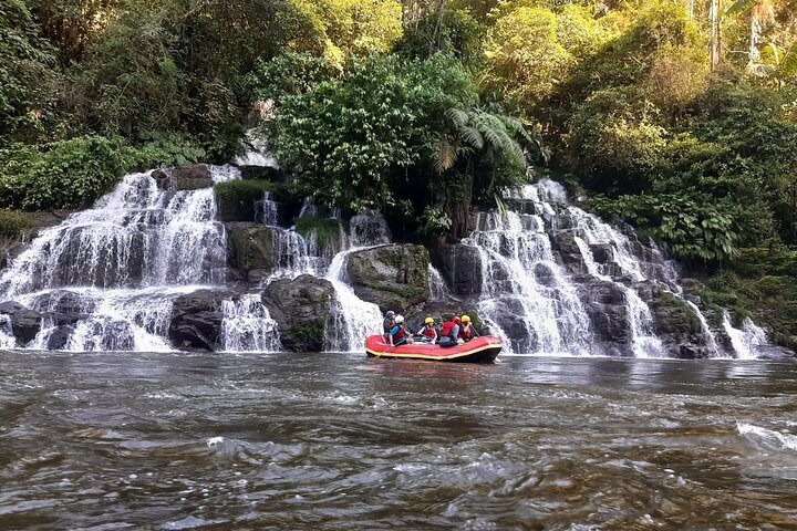 Rafting de día completo en Jondachi y Hollin Clase IV Tena, Ecuador