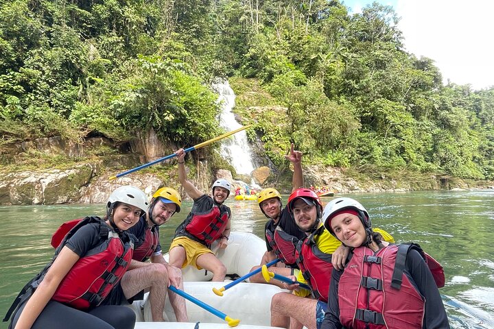 Rafting de día completo en Jondachi y Hollin Clase IV Tena, Ecuador