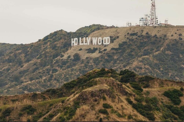 Best of Los Angeles Guided City Tour with 4 Stops and Free Time