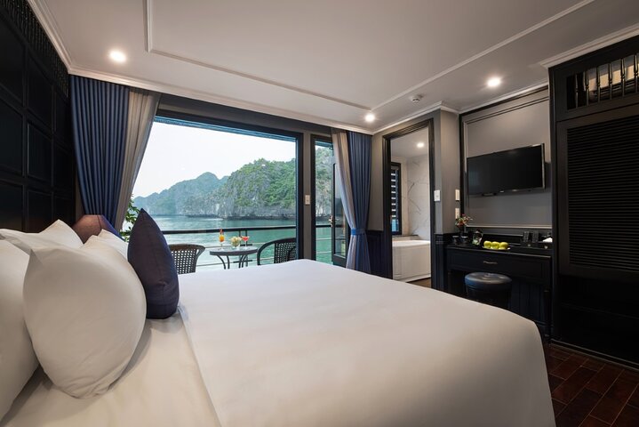 2 - Day Ha Long-Lan Ha Bay-Bai Tu Long Bay 5 Sterne Kreuzfahrten und Balkon