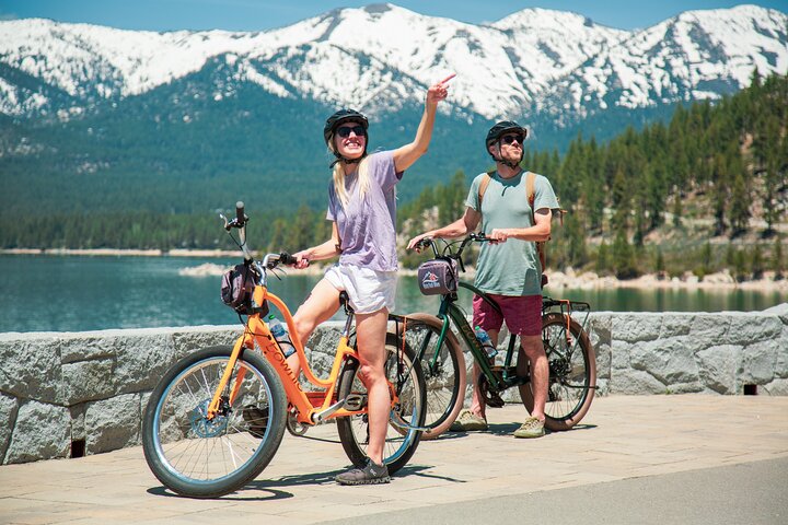 Tour in bicicletta elettrica autoguidato della costa di Tahoe (2–4 ore) | East Shore Trail