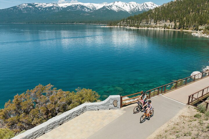Tour in bicicletta elettrica autoguidato della costa di Tahoe (2–4 ore) | East Shore Trail