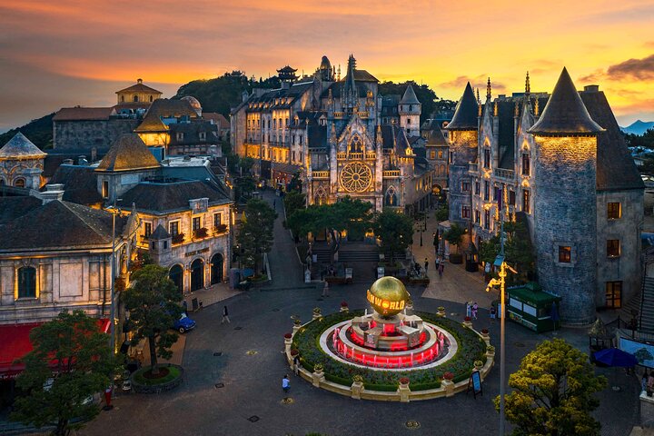 DA NANG Ba Na Hills, Golden Bridge och linbanor PRIVATTUR