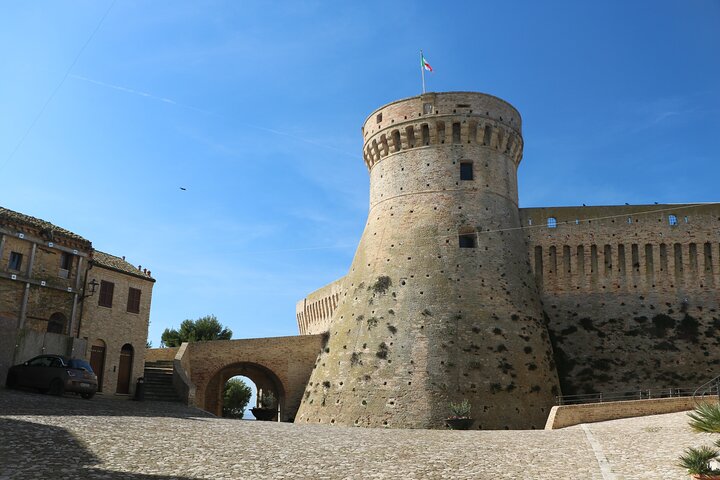 2 timers privat guidet vandretur i Acquaviva Picena Marche