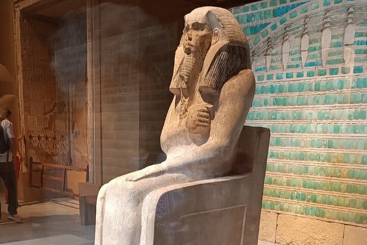 Cairo In Big Bus intera giornata da Hurghada (Piramidi-sfinge-Museo egiziano-pranzo)