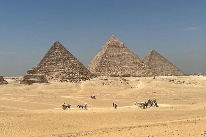 Cairo In Big Bus intera giornata da Hurghada (Piramidi-sfinge-Museo egiziano-pranzo)