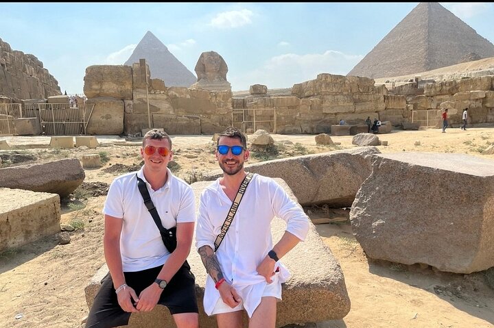 Cairo In Big Bus intera giornata da Hurghada (Piramidi-sfinge-Museo egiziano-pranzo)