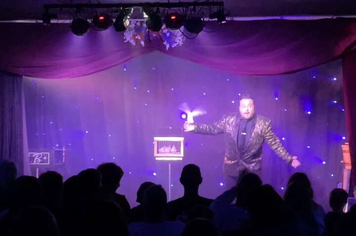 Ongelooflijke magische show - met Steven Best in de hoofdrol
