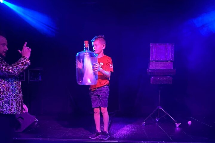 Ongelooflijke magische show - met Steven Best in de hoofdrol