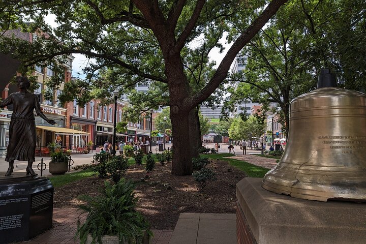 Recorrido a pie y juego de búsqueda del tesoro en Knoxville