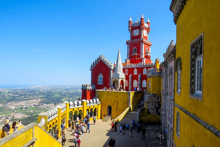 Group Tour to Sintra, Pena, Regaleira, Cabo da Roca & Cascais