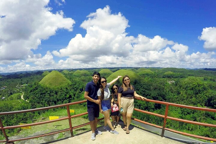 Restauranter i nærheten av Chocolate Hills, Tarsier & Loboc River