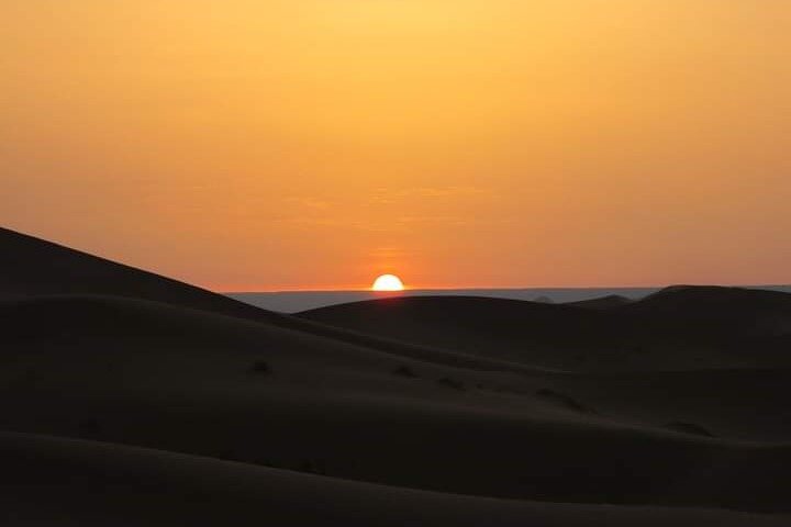 Merzouga-ørkenen Soloppgang Vandretur fra Erfoud med lokal guide
