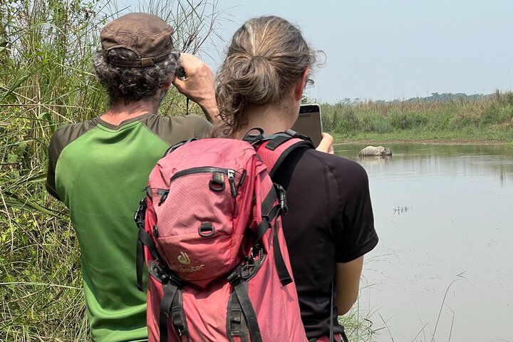 Visita guiada a pie de 5 días y 4 noches en el Parque Nacional de Chitwan