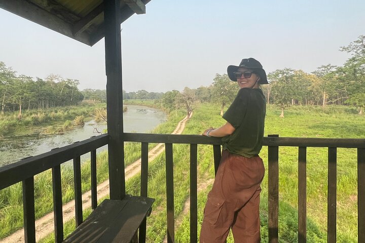 Visita guiada a pie de 5 días y 4 noches en el Parque Nacional de Chitwan