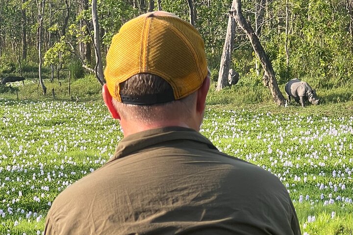 Visita guiada a pie de 5 días y 4 noches en el Parque Nacional de Chitwan