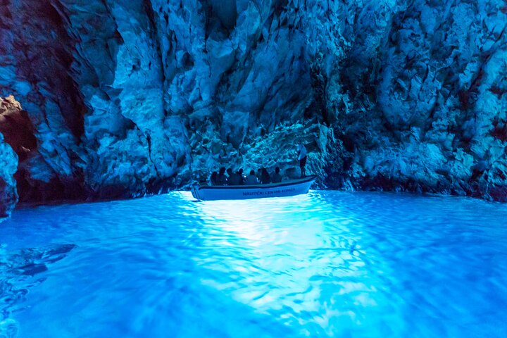 Caverna Azul, Lagoa Azul, passeio de barco em grupo das Ilhas Pakleni saindo de Hvar