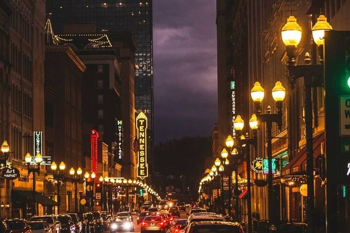 Downtown Knoxville Hidden Tour met ijs, koffie en Tennessee River Gems